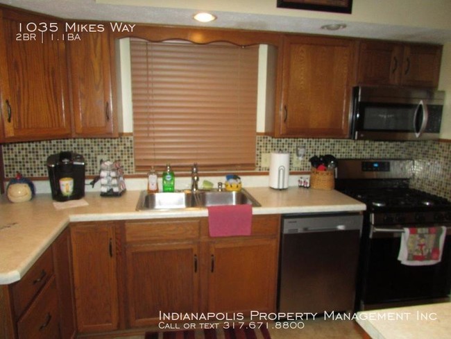 Building Photo - 1035 Mikes Way, Greenwood, IN 46143
