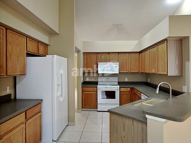 Foto del edificio - 4051 Boca Woods Drive