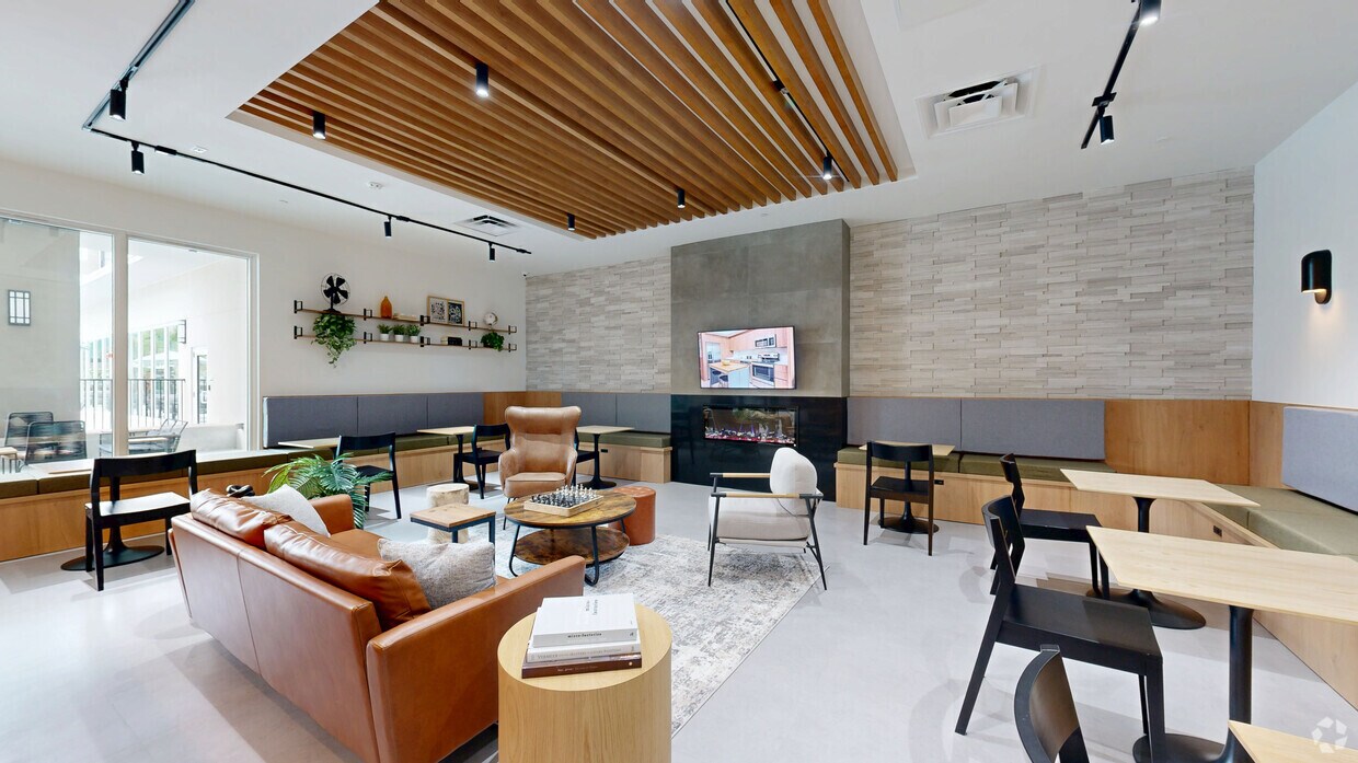 Photo - Resia Golden Glades Apartments