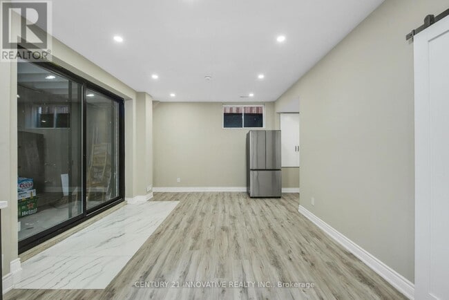 Building Photo - 7160 Justine Dr