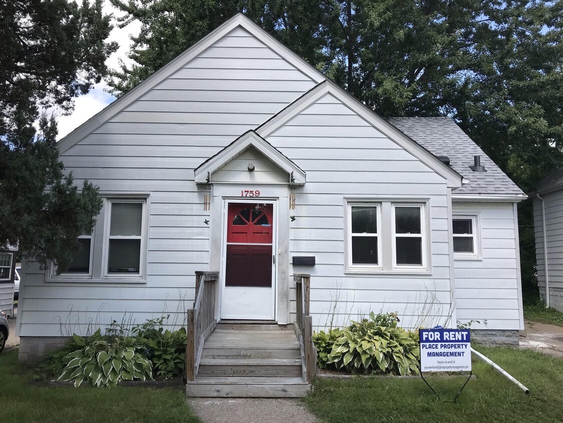Primary Photo - 1759 Maryland Avenue East
