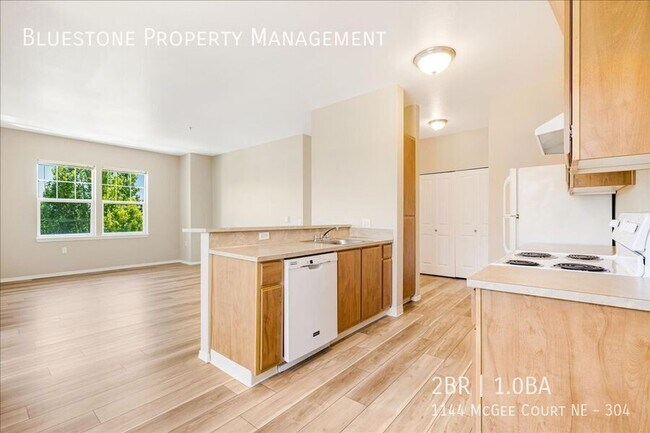 Foto del edificio - 1144 Mcgee Ct NE