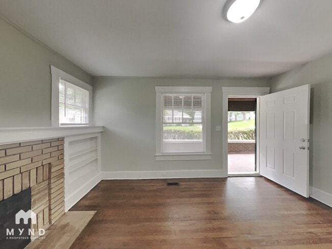 Building Photo - 4817 Avenue N