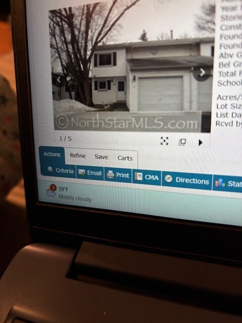 Primary Photo - Samila Dille