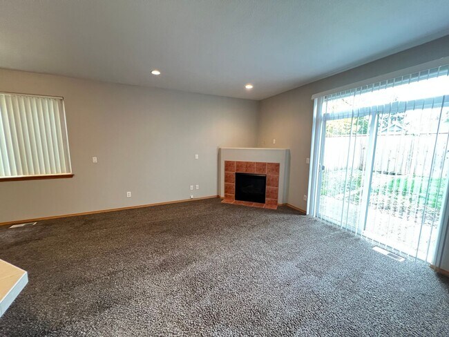 Foto del edificio - 747-747 SE Tampa St