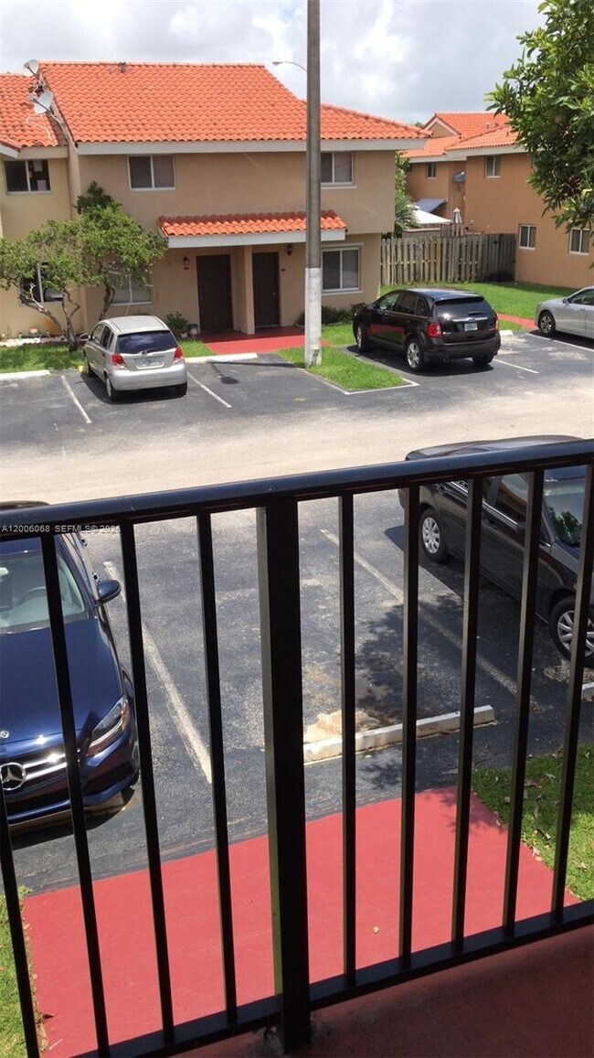 Foto del edificio - 8260 NW 5th Terrace