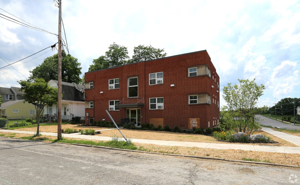 Primary Photo - 3471 Fernside Pl
