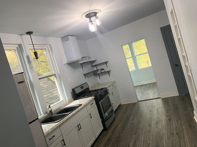Foto del edificio - 1504 N Monticello Ave