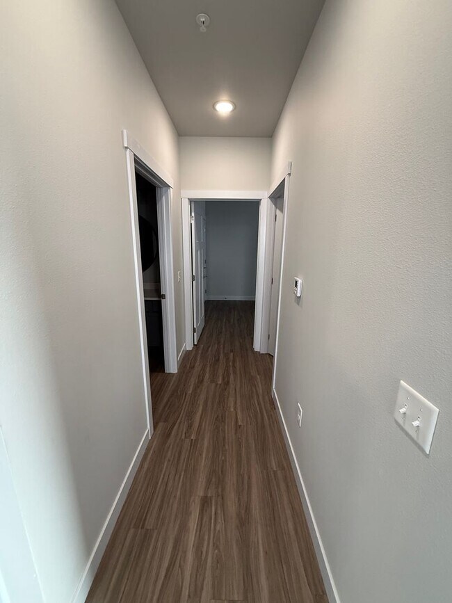 Interior Photo - Seven1Five