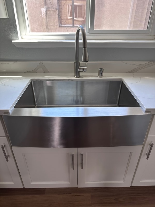 Building Photo - 34 W 7th St