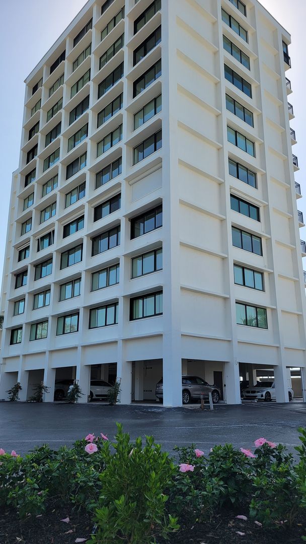 Building Photo - Annual turnkey furnished  2/2 condo on Sie...