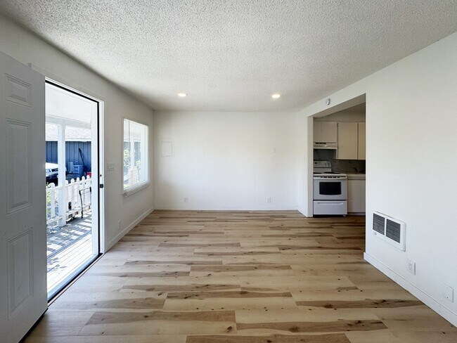 Foto del edificio - 2210 W 19th Ave