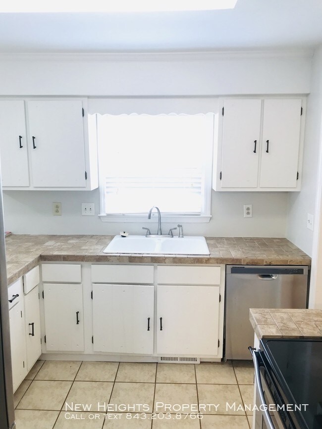Building Photo - 1105 Port Harbor Ct