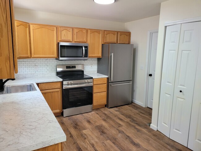 Foto del edificio - 4 Spring Hill Cir