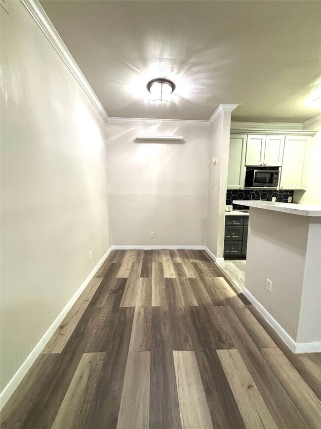 Building Photo - 7900 N Stadium Dr