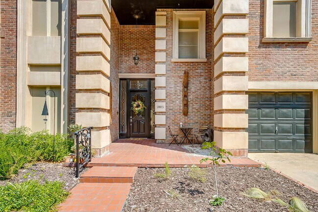 Foto del edificio - Private 4 Bedroom Retreat for Lease