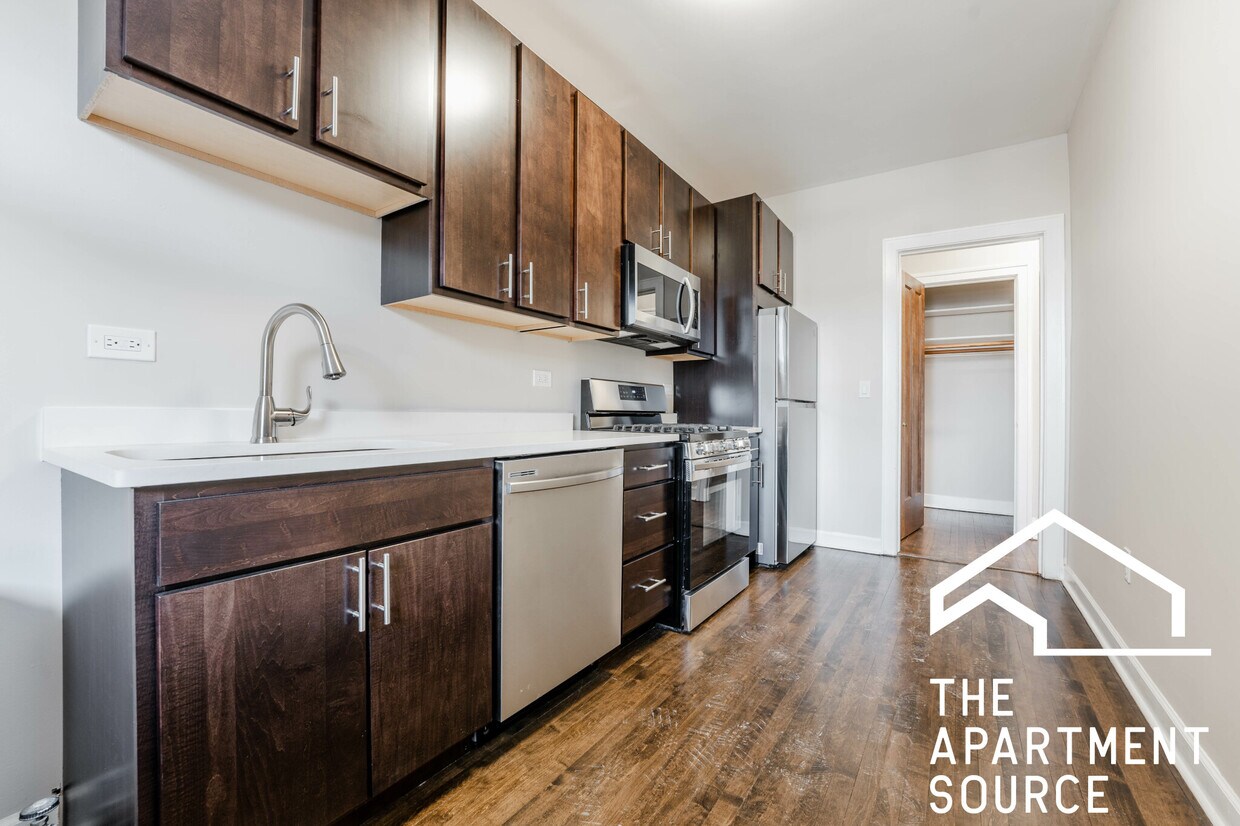 Foto principal - 1606 W Berwyn Ave