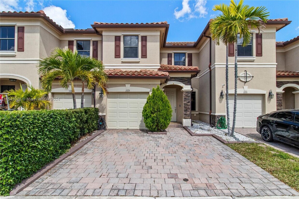 Foto principal - 3375 W 89th Terrace