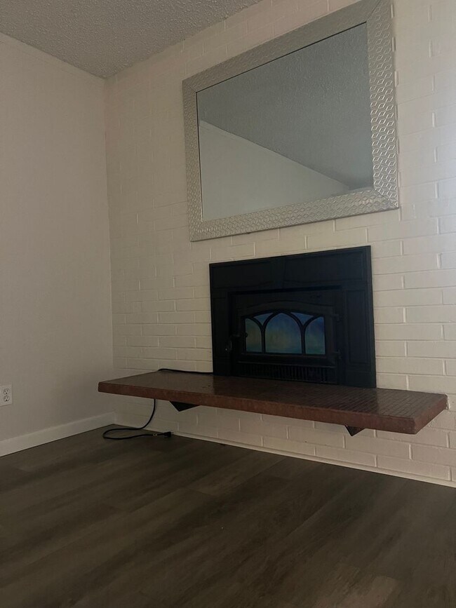 Foto del edificio - Beautiful 2 Bed 2 Bath Condo in Tacoma! 55...