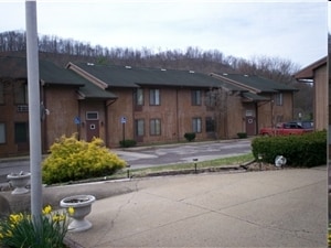 Primary Photo - Weston Common Apartments