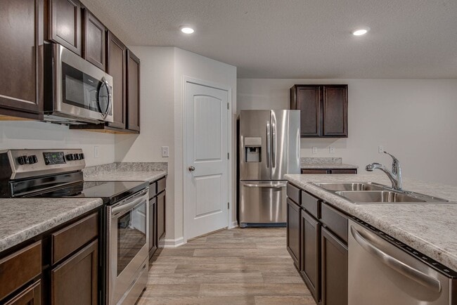 Building Photo - Spacious 4-Bedroom Home - Cambria