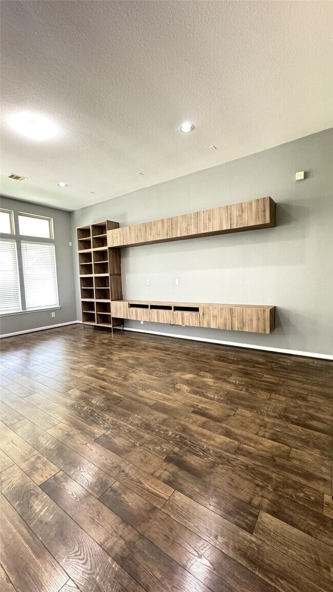 Foto del edificio - 24023 Buffalo Cove Ln