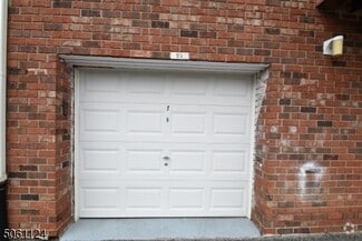 Building Photo - 100 Pierson Miller Dr
