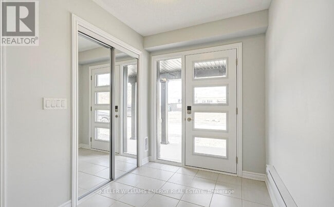 Building Photo - 1210 Greentree Path