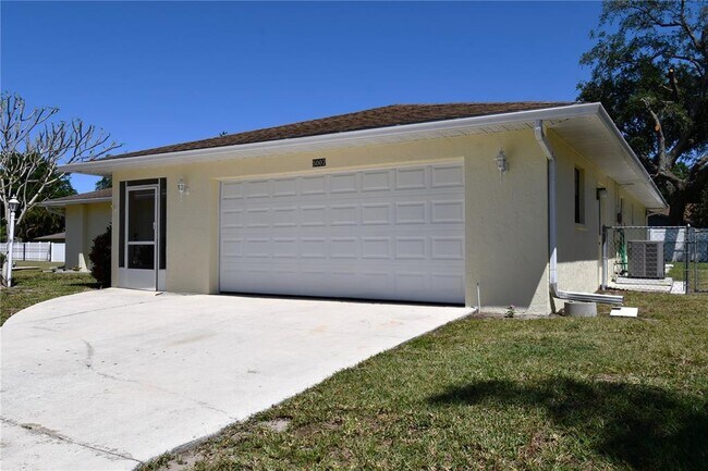 Building Photo - 5007 Ithaca Ln