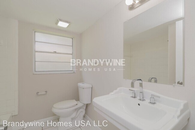 Building Photo - 3 br, 2 bath House - 14304 Knoll Ridge Dr,...