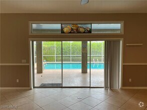 Building Photo - 592 Lambton Ln