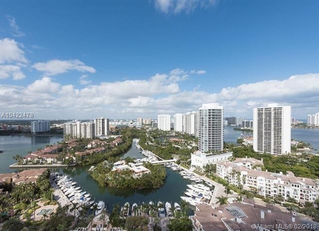Foto principal - 2000 Island Blvd