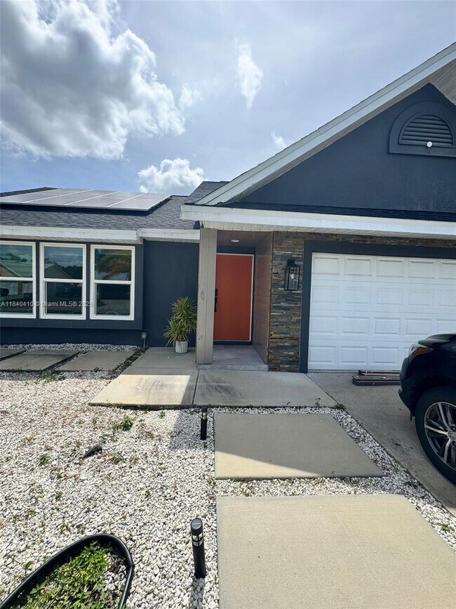 Building Photo - 3415 55th Dr E
