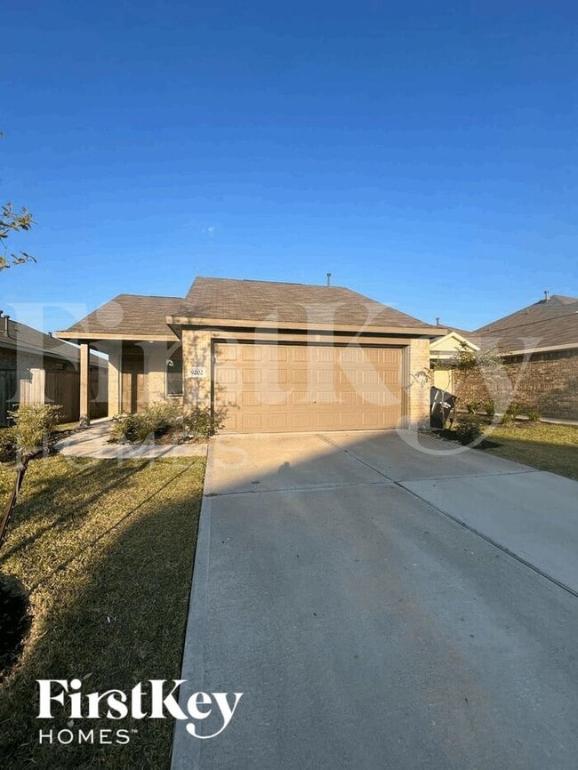 Building Photo - 9202 Burnet Flds Dr