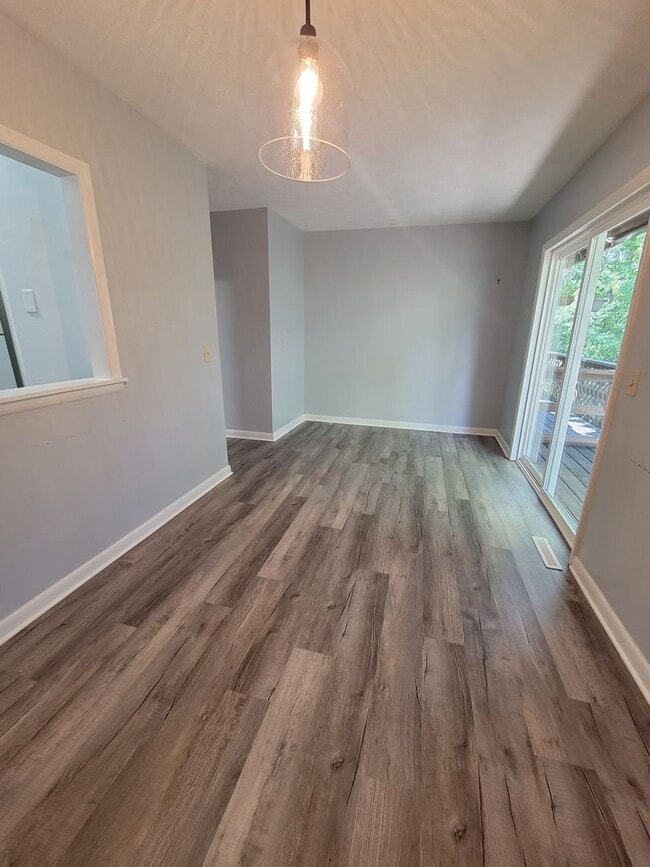 Foto del edificio - 1014-1014 Willey St