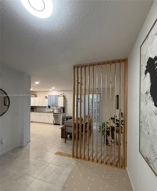 Foto del edificio - 3235 NW 31st Terrace