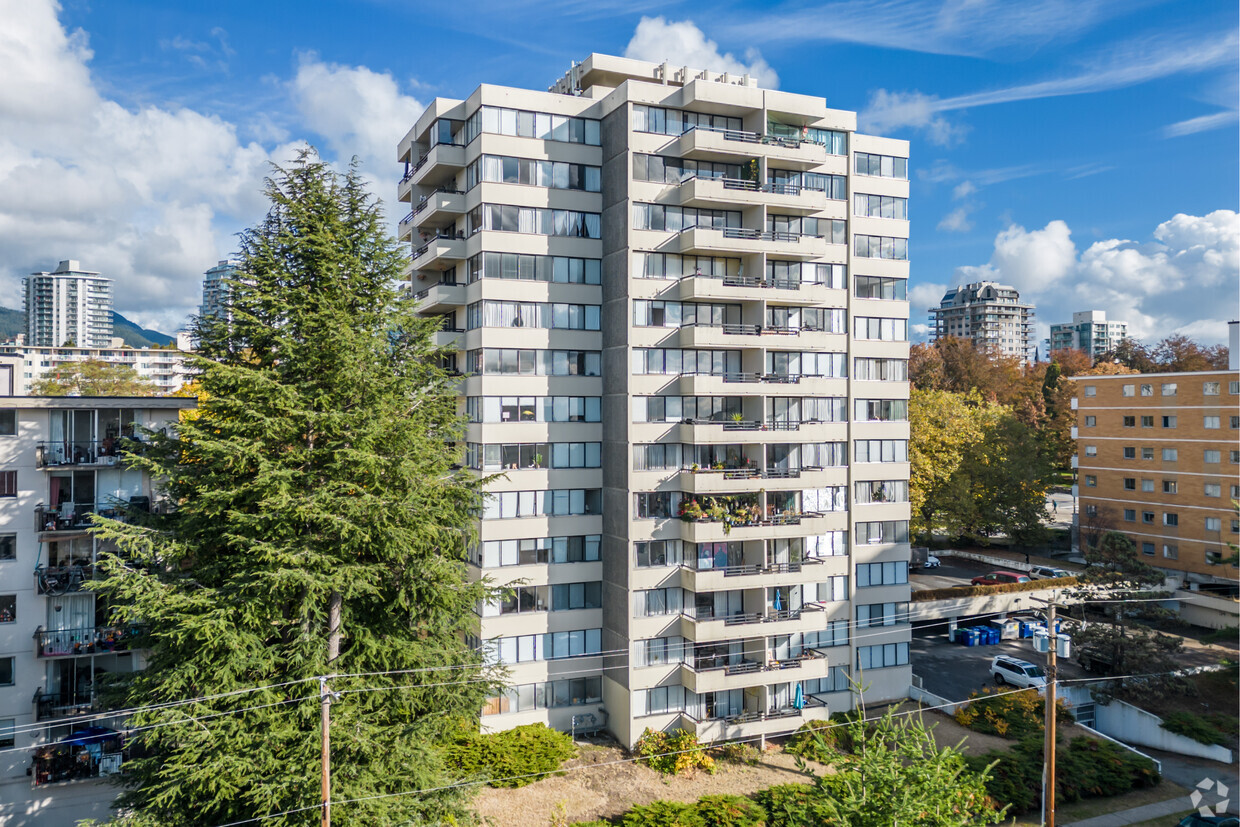 Primary Photo - Beacon Hill Apartments