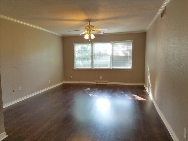 Foto del edificio - 1222 Nantucket Dr