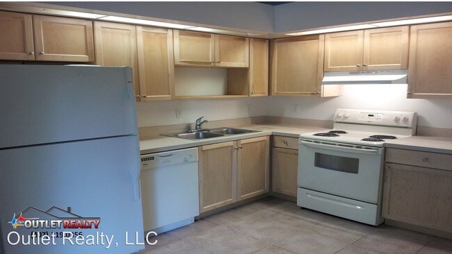 Building Photo - 1710 Ridgewood Ln