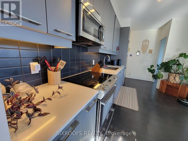 Photo du bâtiment - 9471 Yonge St