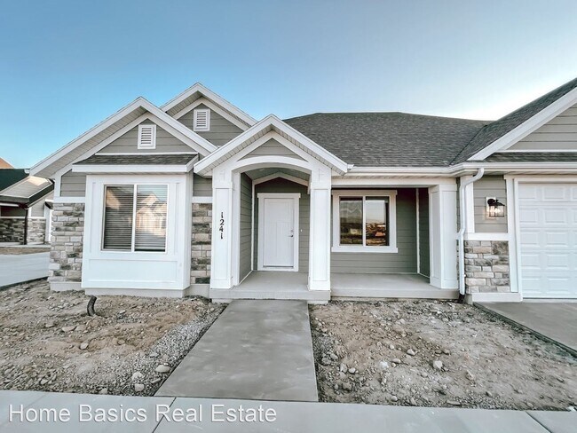 Building Photo - 2 br, 2 bath House - 1241 S 230 E