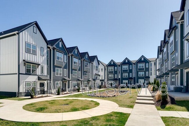 Photo - 700 N Dupont Ave Apartment