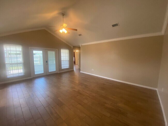 Foto del edificio - Spacious 3Bed/2Ba, Conveniently Located & ...