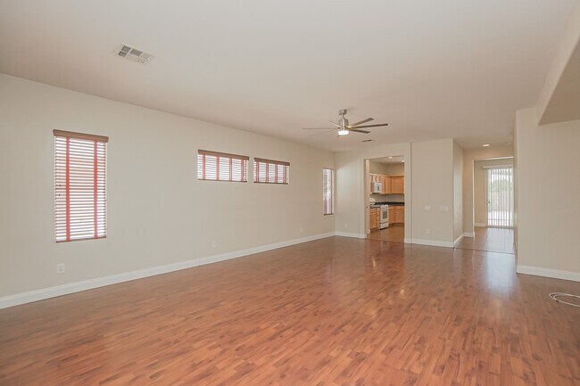 Building Photo - 7024 Diver Ave