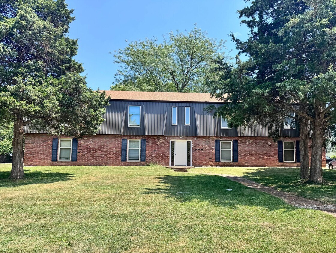 Foto principal - 1613 Chaddsford Dr