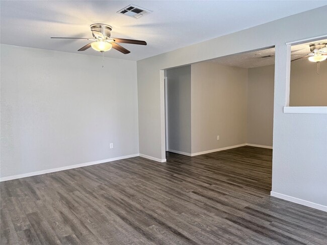 Building Photo - 7301 Cardinal Cir