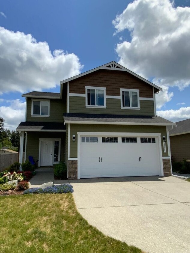Available NOW! Centralia 4bdr brand new ho... House Rental in