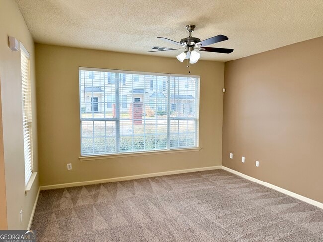 Foto del edificio - 115 Odyssey Turn NW