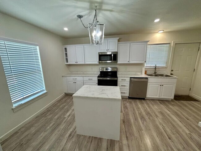 Foto del edificio - 2214 25th St