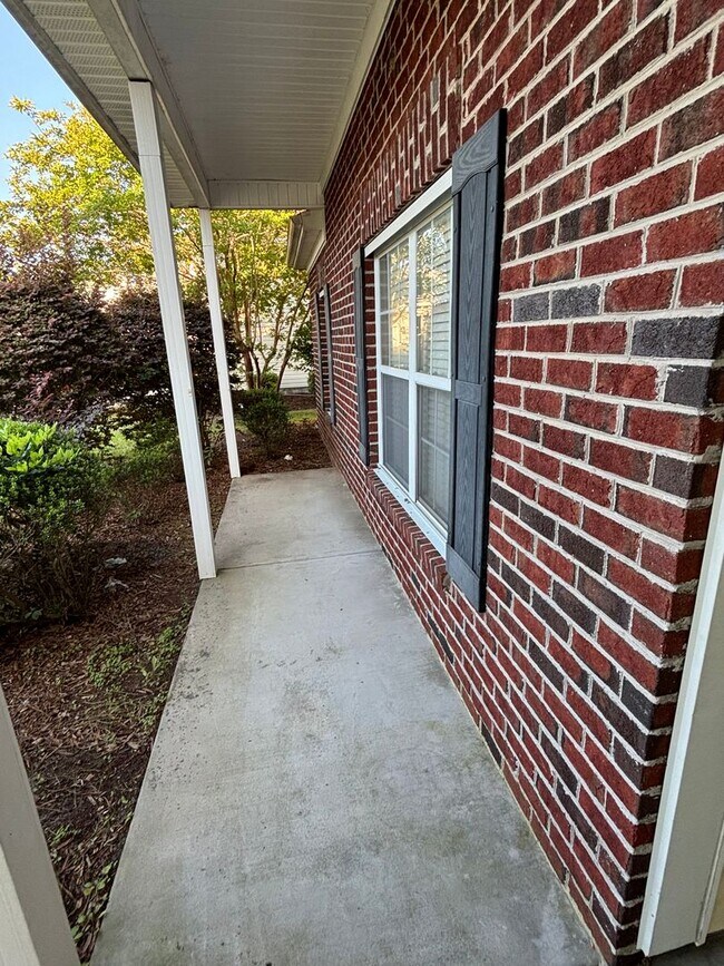 Building Photo - 181 Rocko Drive